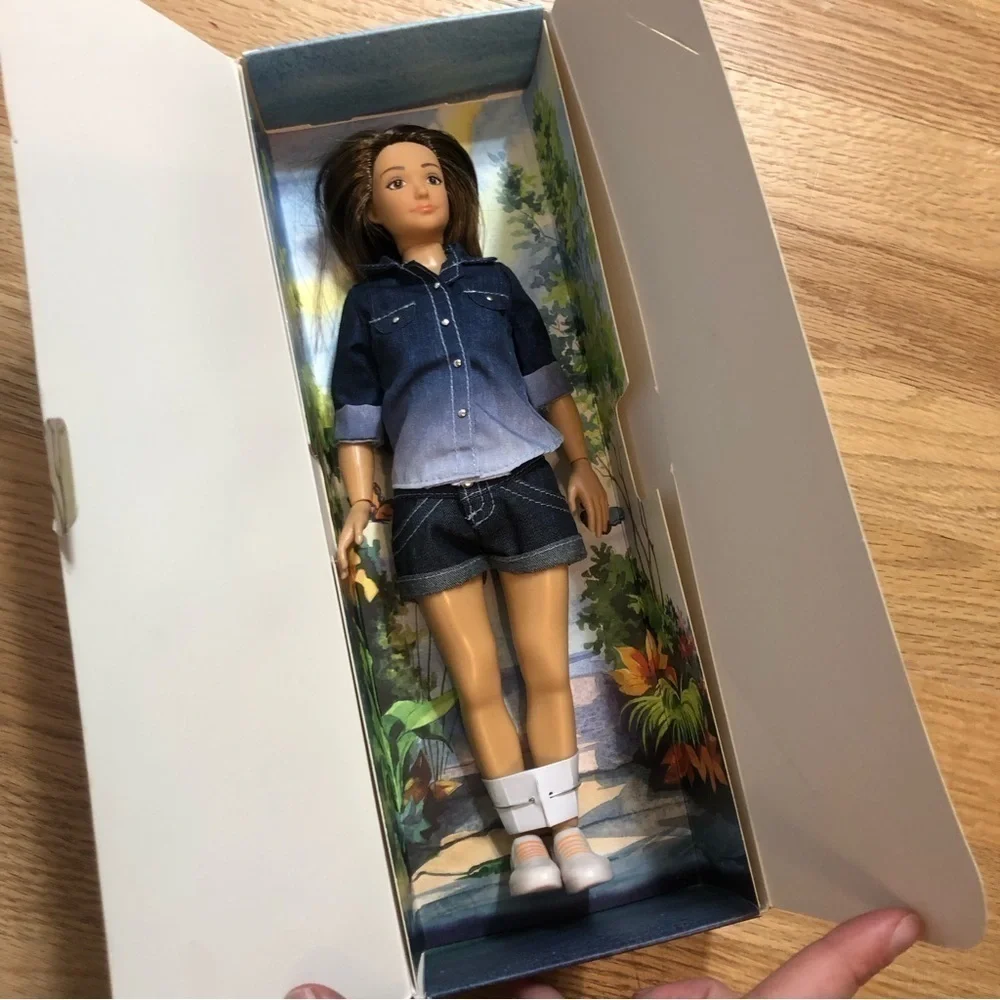 Lammily Doll First Edition Traveler NEW